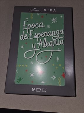 Hallmark VIDA Spanish Birthday Card NWT